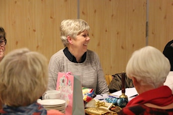 Møtested: SIF Jentene!